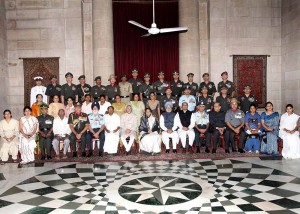Pratibha Patil at Defence investiture ceremony