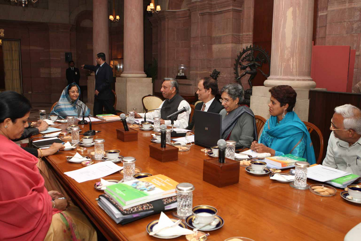 Pratibha Patil at women empowerment presentation